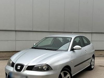 Silber Gebraucht 2009 Seat Ibiza Sport Kleinwagen | 1.650 € (Fairer Preis)