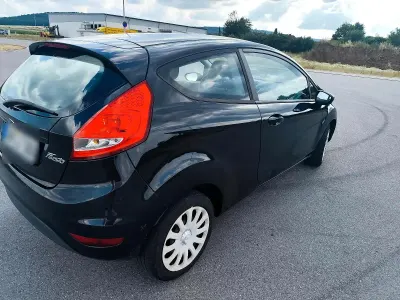 Gebraucht Ford Fiesta 72 PS (52 kW) 2009 Schwarz Coupé