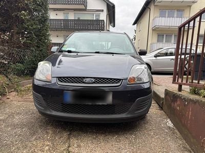 Używany Ford Fiesta 60 KM (44 kW) 2006 Czarny Hatchback
