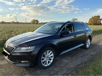 Usata Skoda Superb 150 CV (110 kW) 2017 Nero Station wagon