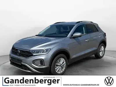 Gebraucht VW T-Roc Life 110 PS (80 kW) 2022 Pyrit silber metallic SUV