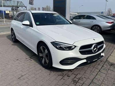 Gebraucht Mercedes C220 Advanced 197 PS (144 kW) 2023 Polarweiss Kombi