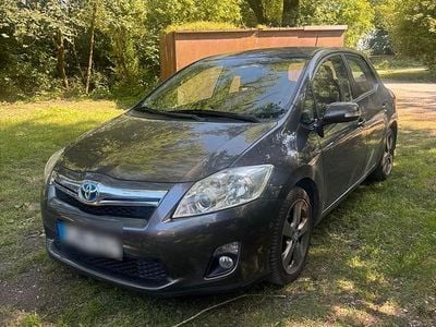 Toyota Auris Hybrid
