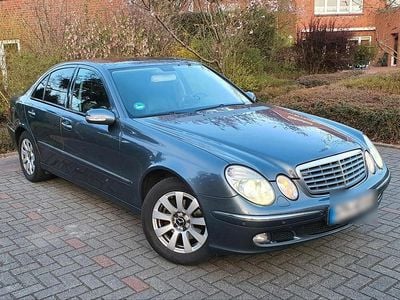 Mercedes E320