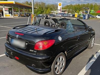 Gebraucht Peugeot 206 CC 109 PS (80 kW) 2006 Schwarz Cabrio
