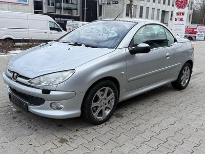 Grau Gebraucht 2006 Peugeot 206 CC Platinum Cabrio | 1.450 € (Guter Preis)