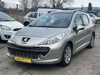 Silber Gebraucht 2008 Peugeot 207 Kombi | 2.990 € (Teuer)