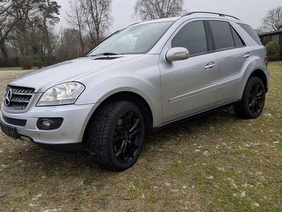 Silber Gebraucht 2007 Mercedes ML420 SUV | 7.999 €