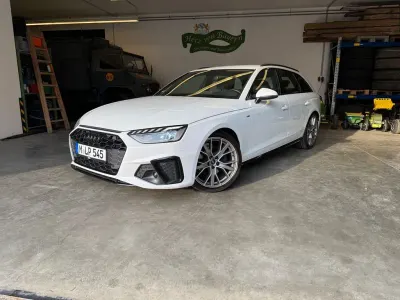 Gebraucht Audi A4 Competition 163 PS (119 kW) 2022 Weiß Limousine