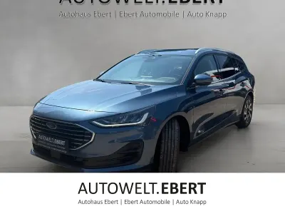 Gebraucht Ford Focus Titanium 125 PS (91 kW) 2023 Chromablau Kombi