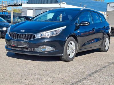 Second-hand Kia Ceed Sportswagon Edition 7 135 CP (99 kW) 2015 Negru Break