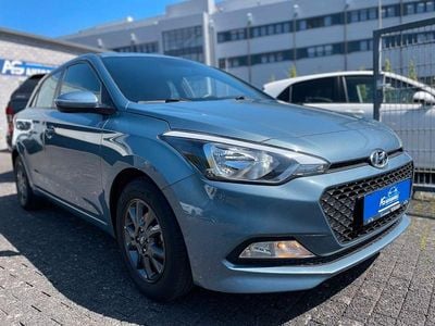Gebraucht Hyundai i20 YES! 84 PS (61 kW) 2017 Blau Limousine
