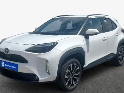 Neu Toyota Yaris Cross 130 PS (95 kW) 2026 Weiß SUV