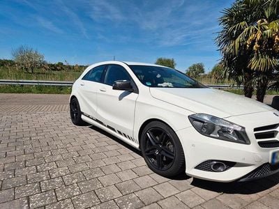 Brugt Mercedes A180 90 HK (66 kW) 2014 Hvid Sedan
