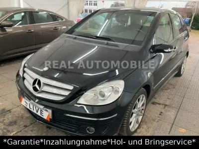 Używany Mercedes B200 136 KM (100 kW) 2008 Czarny Minivan