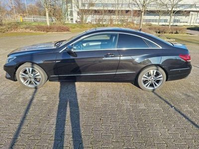 Mercedes E200