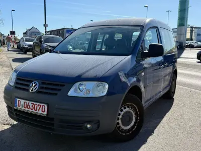 Używany VW Caddy Life 102 KM (75 kW) 2008 Niebieski Minivan