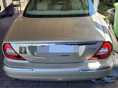 Jaguar XJ6