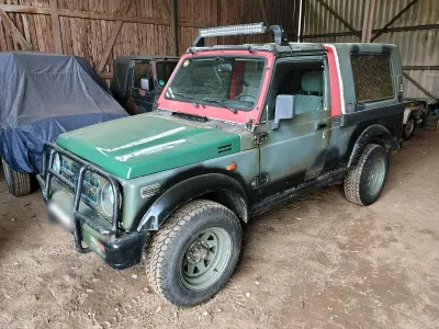 Usata Suzuki Samurai 70 CV (51 kW) 1998 Verde SUV