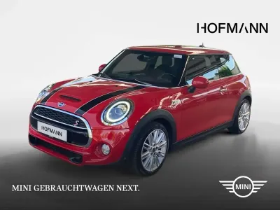Gebraucht Mini Cooper S Pepper 192 PS (141 kW) 2018 Chili red Kleinwagen