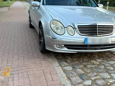 Mercedes E500