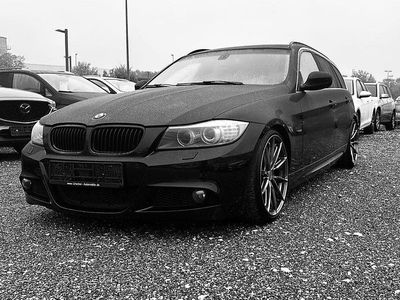 Gebraucht BMW 330 M Sport 245 PS (180 kW) 2010 Schwarz Kombi