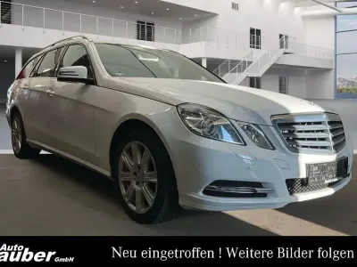 Gebraucht Mercedes E250 204 PS (150 kW) 2012 Weiß Limousine