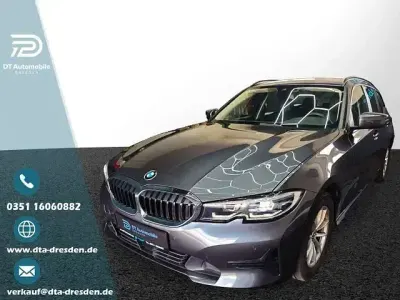 Gebraucht BMW 320 Advantage 190 PS (139 kW) 2021 Grau Limousine