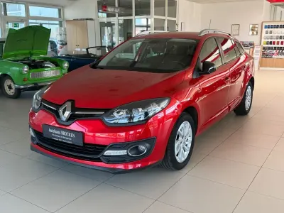 Gebraucht Renault Mégane LIMITED 116 PS (85 kW) 2016 Rot Limousine