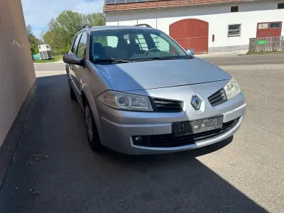 Brugt Renault Mégane II 103 HK (75 kW) 2007 Sølv Sedan