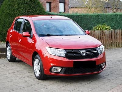 Rot Gebraucht 2018 Dacia Sandero Limousine | 6.500 € (Fairer Preis)