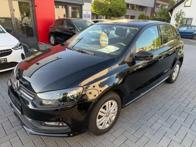 Gebraucht VW Polo Trendline 60 PS (44 kW) 2015 Schwarz Limousine