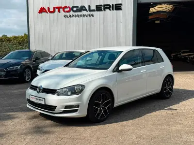Gebraucht VW Golf VII Allstar 150 PS (110 kW) 2016 Weiß Limousine