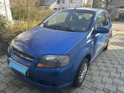 Gebraucht Chevrolet Kalos 72 PS (52 kW) 2009 Blau Kleinwagen