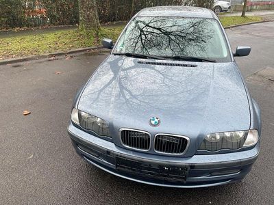 Gebraucht BMW 318 118 PS (86 kW) 2000 Blau Kleinwagen
