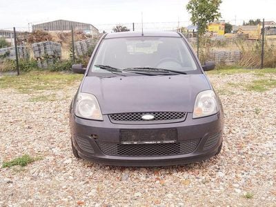 Grau Gebraucht 2007 Ford Fiesta Style Kleinwagen | 390 € (Guter Preis)