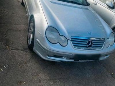 Gebraucht Mercedes C200 163 PS (119 kW) 2002 Silber Coupé