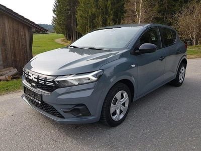 Usata Dacia Sandero Essentiel 91 CV (66 kW) 2025 Grigio Utilitaria