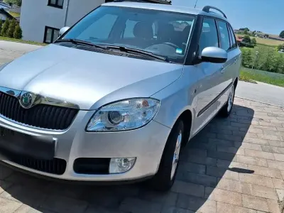 Gebraucht Skoda Fabia 105 PS (77 kW) 2009 Silber Kombi