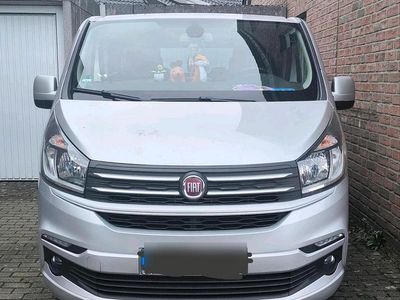 Gebraucht Fiat Talento 145 PS (106 kW) 2018 Silber Van / Kleinbus