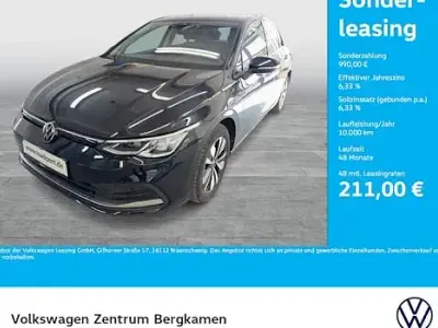 Gebraucht VW Golf VIII Move 131 PS (96 kW) 2024 Schwarz Limousine