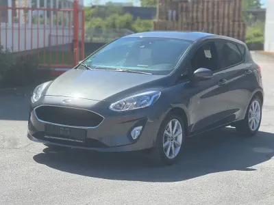Second-hand Ford Fiesta Cool & Connect 101 CP (74 kW) 2017 Gri Hatchback