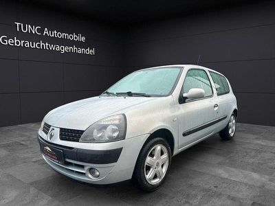 Grau Gebraucht 2003 Renault Clio II Dynamique Kleinwagen | 2.990 € (Fairer Preis)