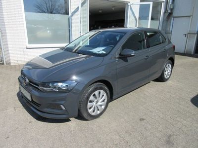 Gebraucht VW Polo Comfortline 95 PS (69 kW) 2021 Uranograu Limousine