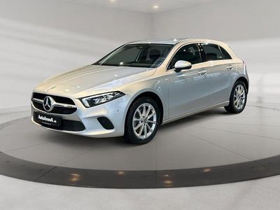 Gebraucht Mercedes A250 Progressive 160 PS (117 kW) 2022 Iridiumsilber metallic Limousine