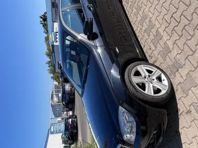 Gebraucht Mercedes C200 184 PS (135 kW) 2010 Schwarz Limousine