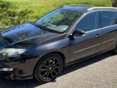 Usata Renault Laguna GrandTour GT 150 CV (110 kW) 2011 Nero Station wagon