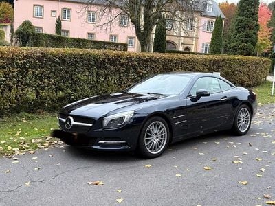 Usata Mercedes SL350 306 CV (225 kW) 2012 Blu Cabrio