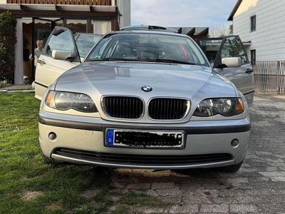 Gebraucht BMW 318 143 PS (105 kW) 2002 Silber Kombi