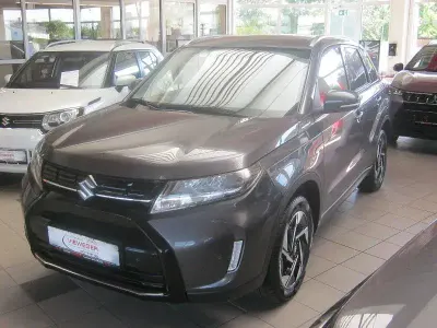 Gebraucht Suzuki Vitara Comfort+ 116 PS (85 kW) 2025 Grau SUV